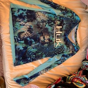 Huk Fishing Performance shirt only worn once